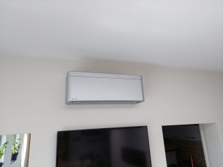 2 x 5KW + 1 x 4,2KW Daikin Stylish te Hoegaarden. extra image 1