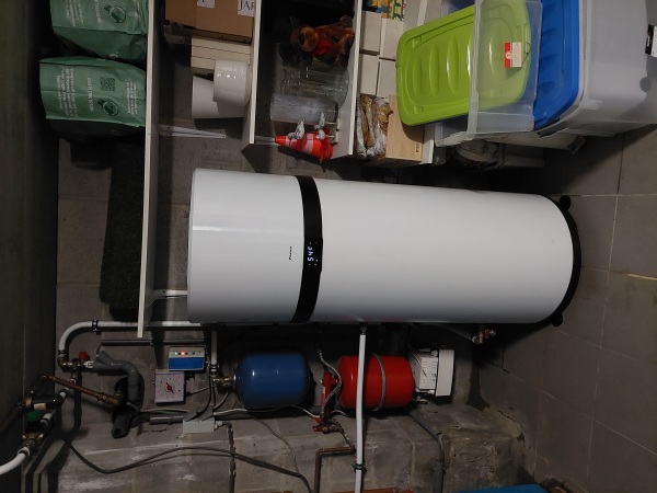 Daikin Altherma Warmtepompboiler 200l te Hasselt. main image